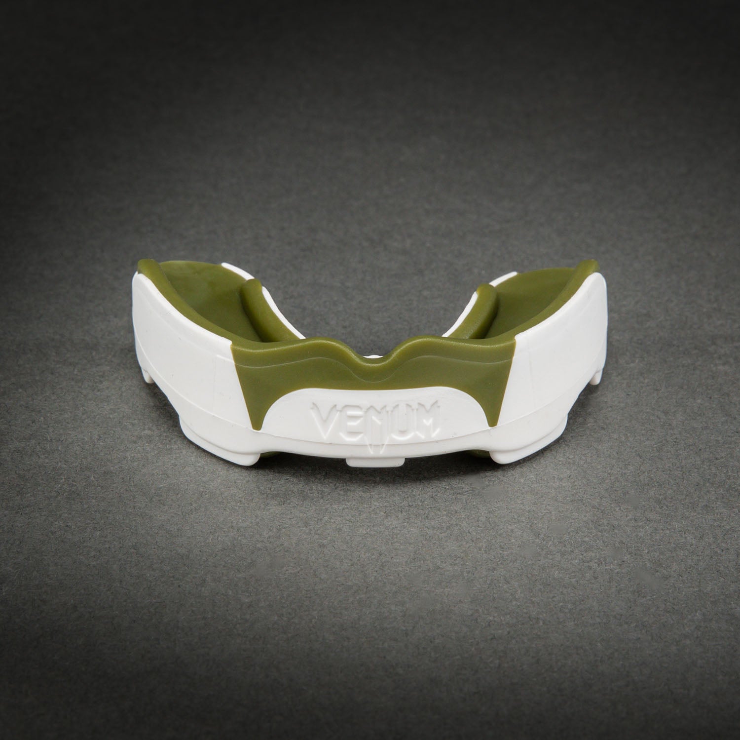 Venum Predator Mouthguard – White/Kaki