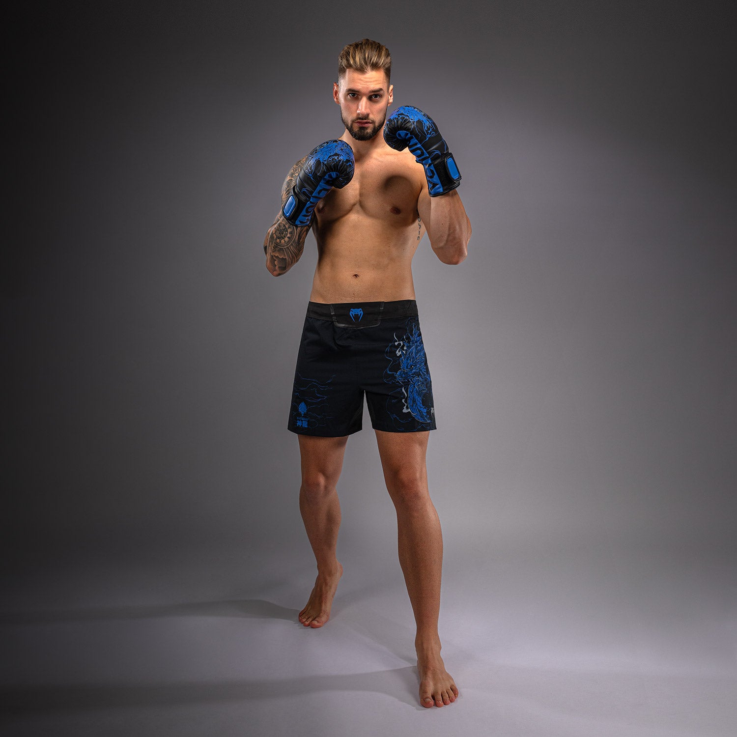 VENUM Thunder Dragon 格斗短裤 - 黑/宝蓝色
