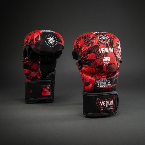 VENUM 20th Anniversary MMA手套 - 黑/红色