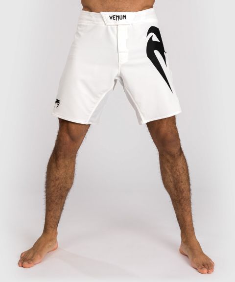VENUM Light 5.0 格斗短裤 - 白/黑色