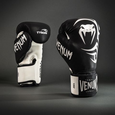 VENUM Mike Tyson Replica 拳击手套 - 黑/白色