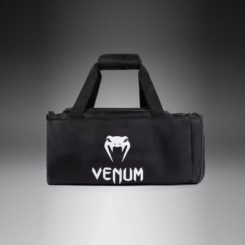 VENUM Essential 旅行包（26L） - 黑色