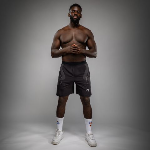 VENUM Nexus 男士训练短裤 - 黑/银色