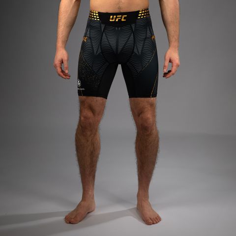 UFC Zenith | VENUM 格斗之夜 男士紧身短裤 -  黑/金色