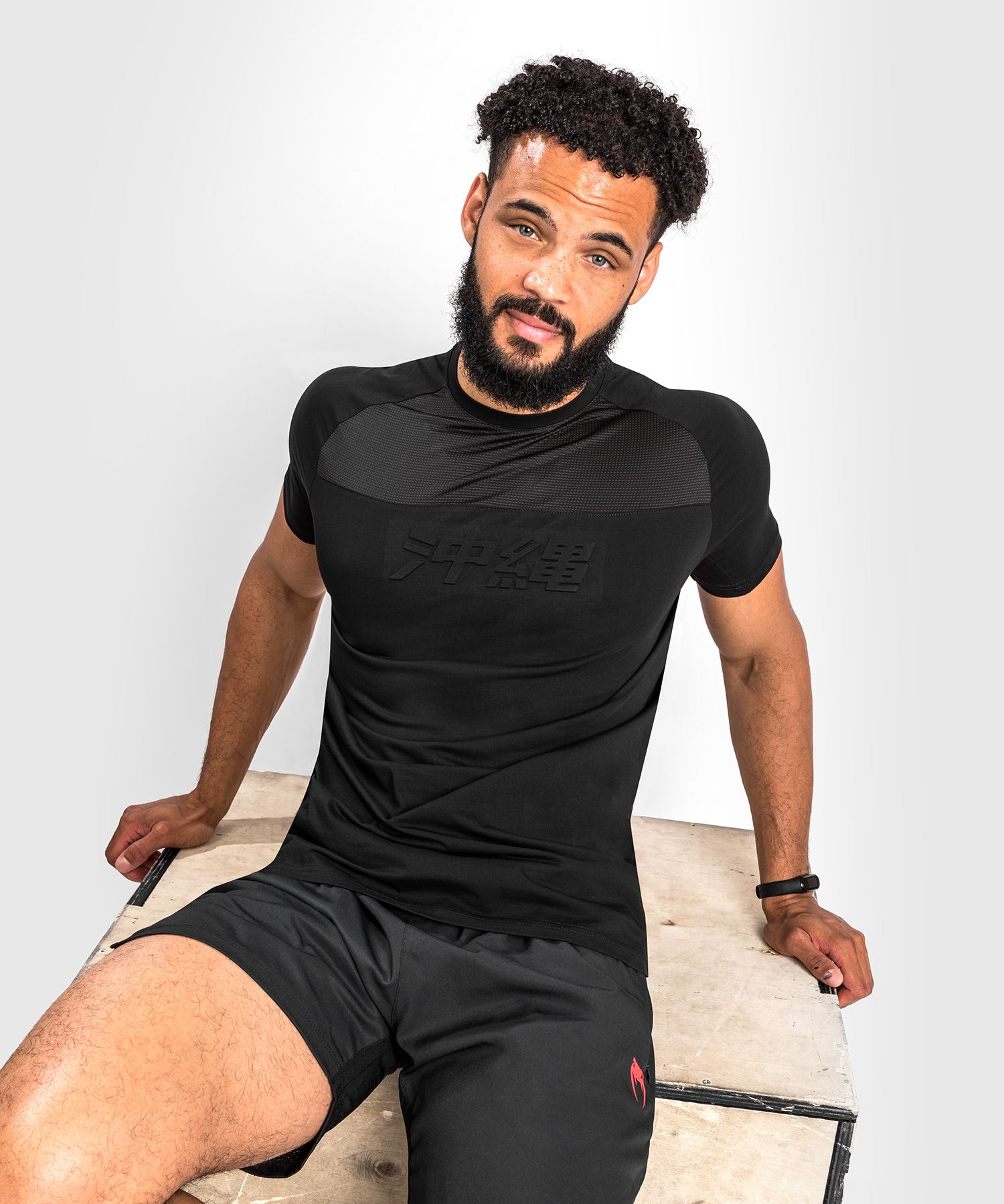 VENUM Okinawa 3.0 T恤 - 黑/红色