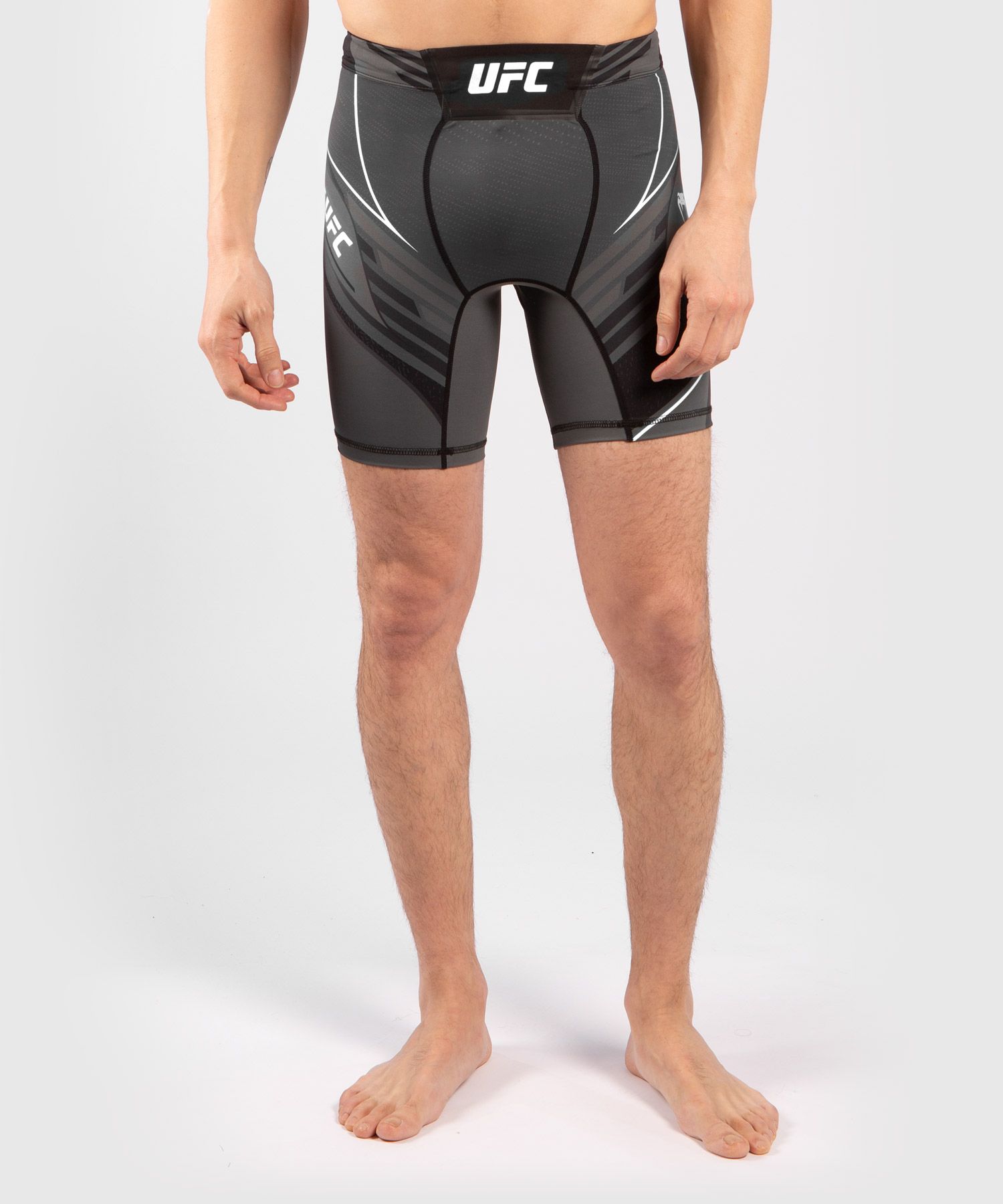 UFC| VENUM AUTHENTIC格斗之夜VALE TUDO男士紧身短裤 - 黑色