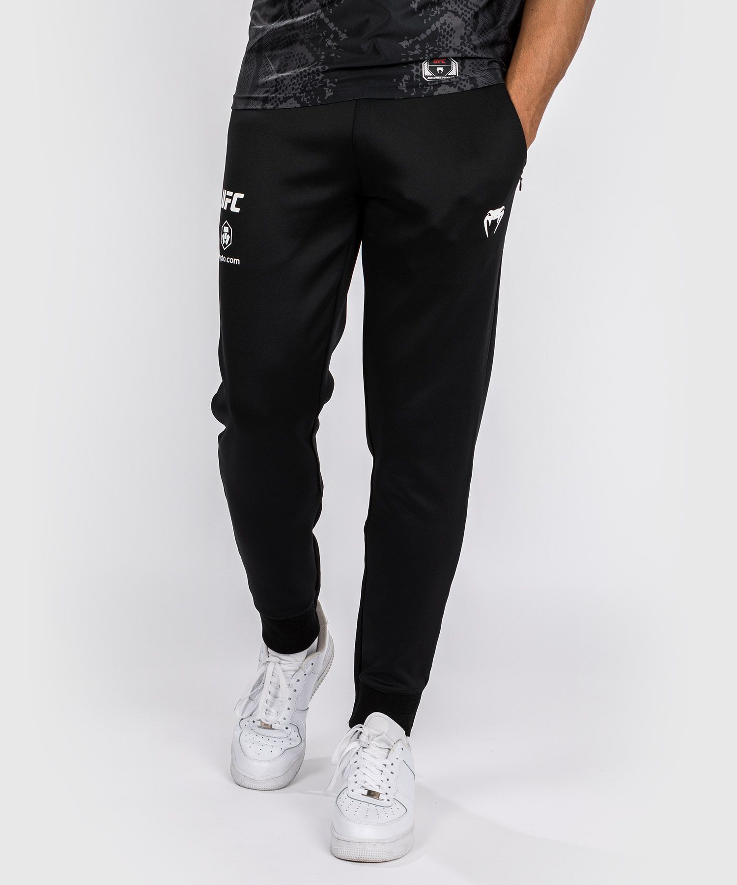 UFC Adrenaline | VENUM Authentic 格斗之夜 男士出场卫裤 - 黑色