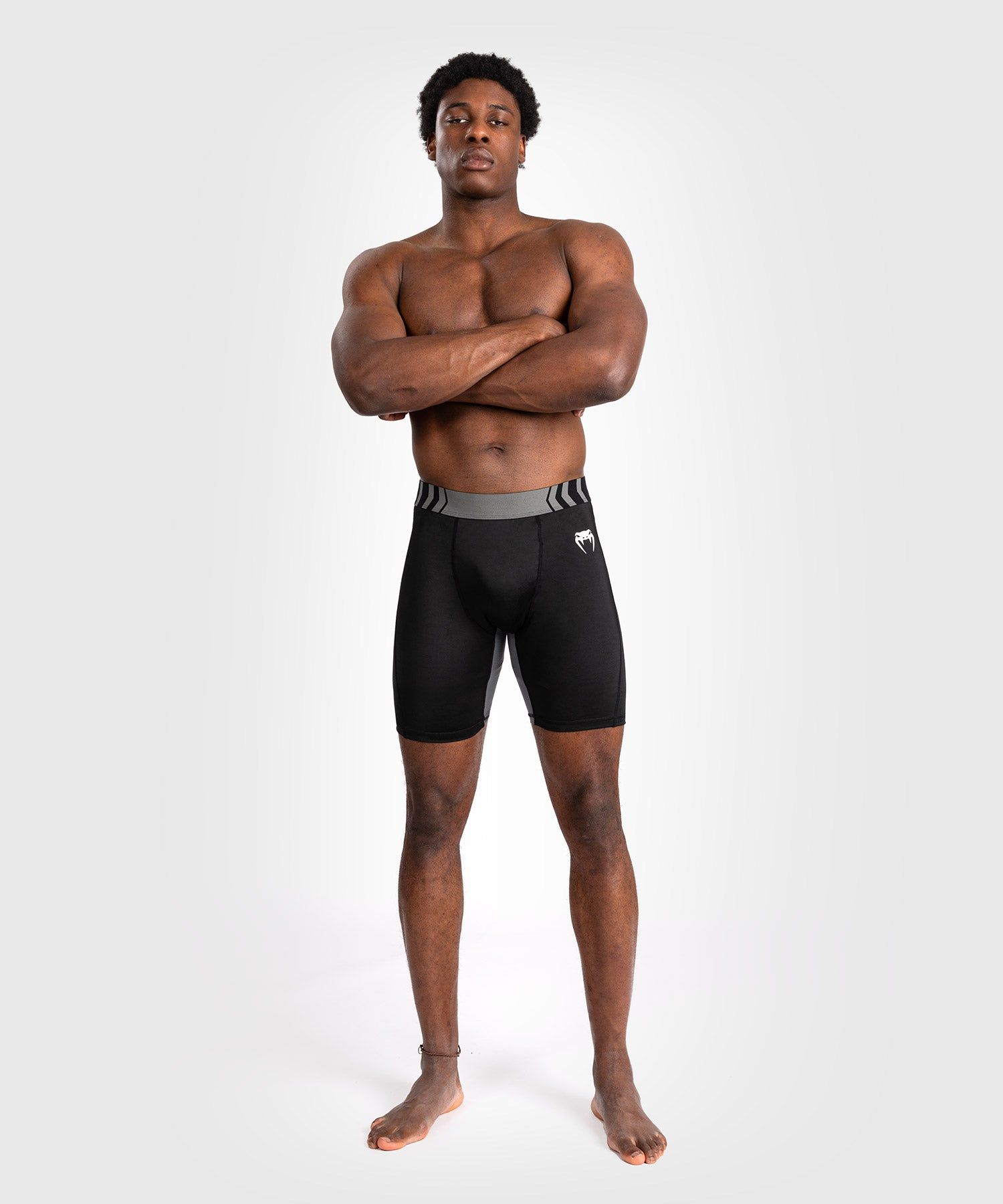 VENUM Tempest 男士紧身短裤 - 黑/灰色