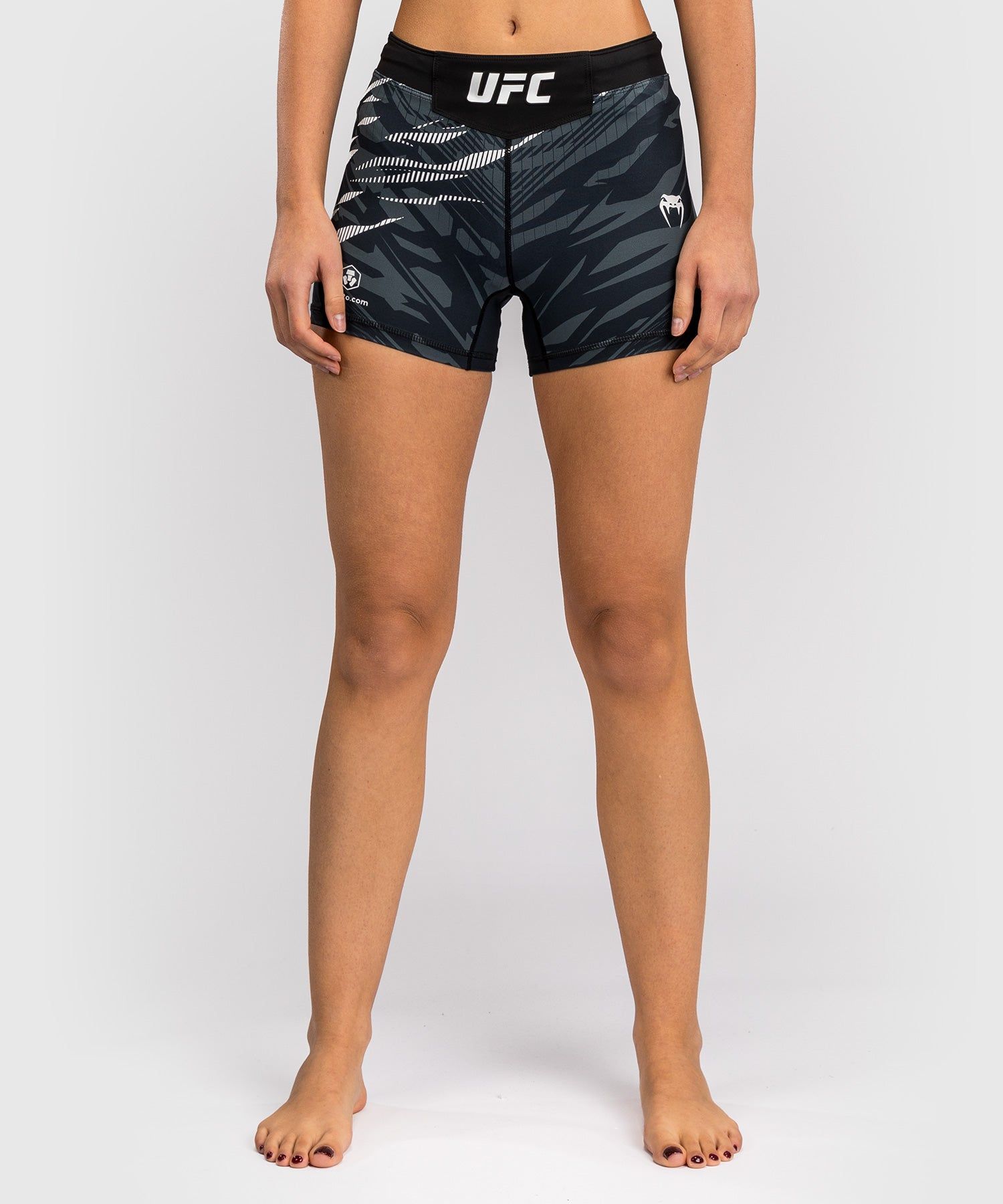 UFC Fusion | VENUM Authentic 格斗之夜 女士紧身短裤-短款 - 黑色