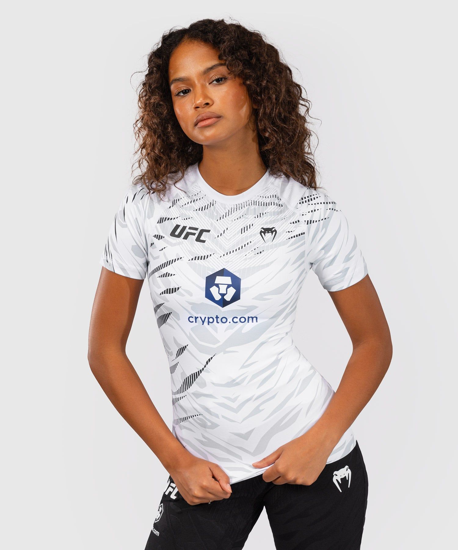 UFC Fusion | VENUM Authentic 格斗之夜 女士短袖紧身衣 - 白色
