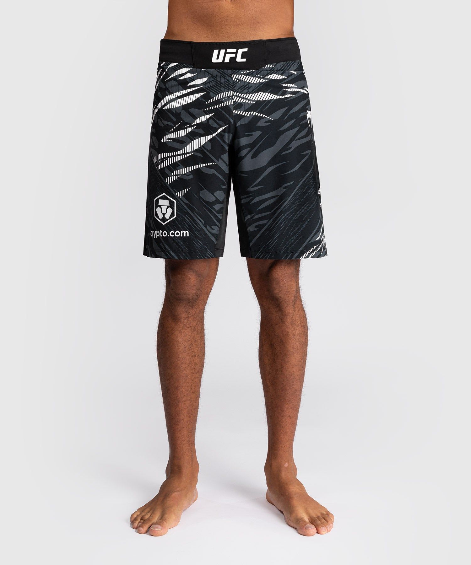 UFC Fusion | VENUM Authentic 格斗之夜 男士格斗短裤-长裤 - 黑色