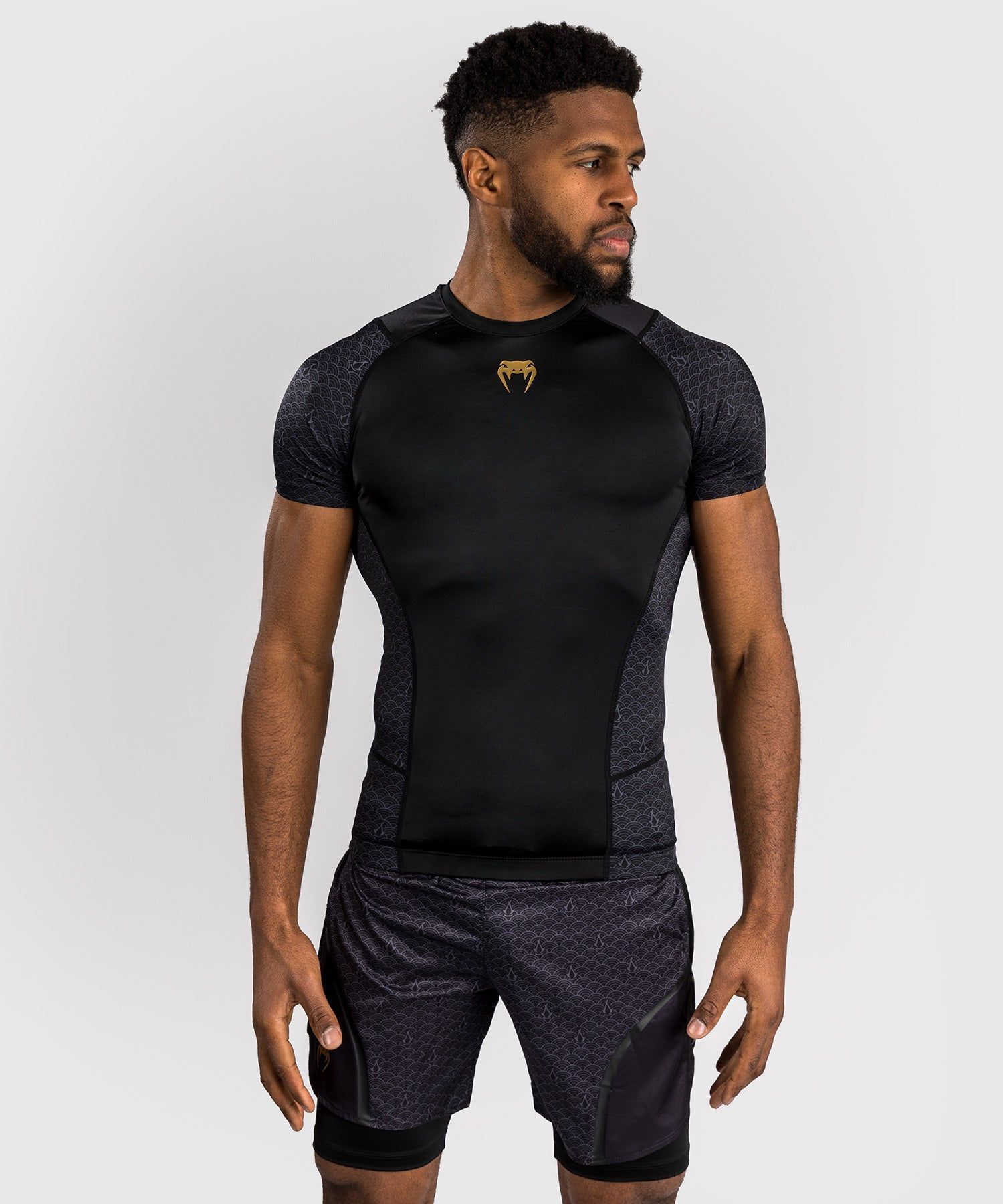 VENUM × Assassin‘s Creed Shadows 短袖紧身衣 - 黑色