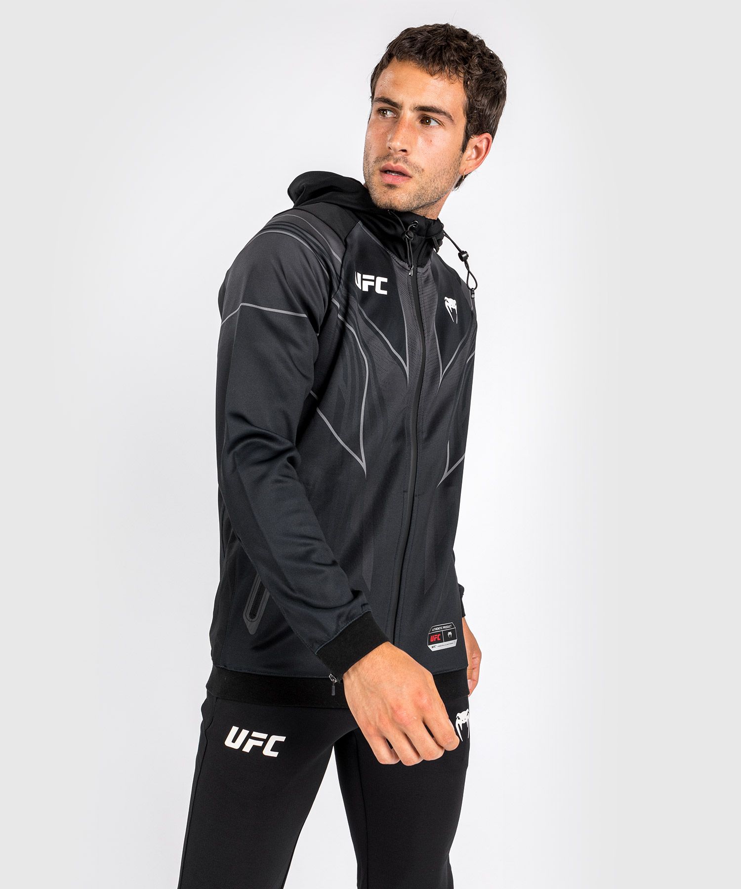VENUM|UFC Venum Authentic 格斗之夜 2.0 男子出场外套 - 黑色