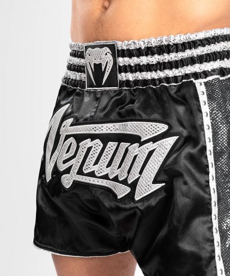 VENUM Absolute 2.0 泰拳短裤- 黑/银色