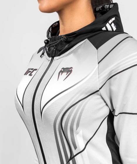 VENUM|UFC Venum Authentic 格斗之夜 2.0 女子出场外套 - 白色
