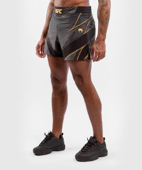 UFC VENUM AUTHENTIC格斗之夜男装短裤-合身剪裁 - 冠军