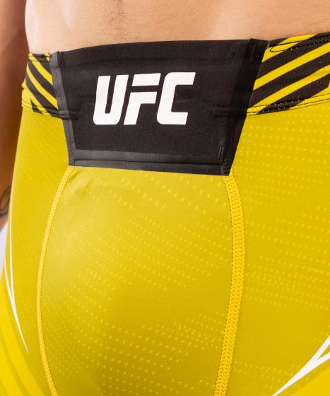 UFC| VENUM AUTHENTIC格斗之夜VALE TUDO男士紧身五分短裤 - 黄色