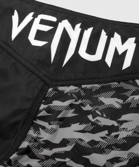 Venum Light 3.0 搏击短裤 - 黑/都市迷彩