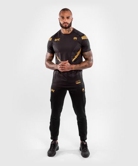 UFC| VENUM AUTHENTIC格斗之夜男男士速干短袖- 冠军色