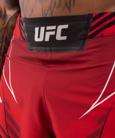 UFC｜ VENUM AUTHENTIC格斗之夜男士短裤 - 红色