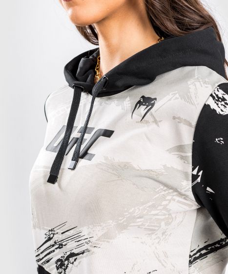 UFC |VENUM Authentic 格斗周 2.0 女士卫衣 - 沙/黑色-