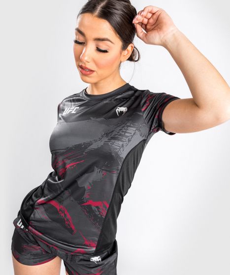 UFC |VENUM Authentic 格斗周 2.0 女士速干T恤 - 黑/红色-