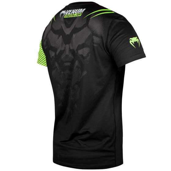 Venum Training Camp 2.0 速干T恤 - 黑/荧光黄 - 专属