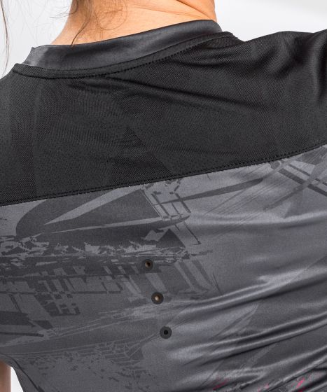 UFC |VENUM Authentic 格斗周 2.0 女士速干T恤 - 黑/红色-