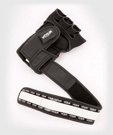 VENUM IMPACT 2.0 MMA 手套- 黑/白色
