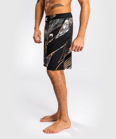 VENUM ｜ UFC Authentic 格斗之夜 男士格斗短裤 - Realtree® 迷彩色