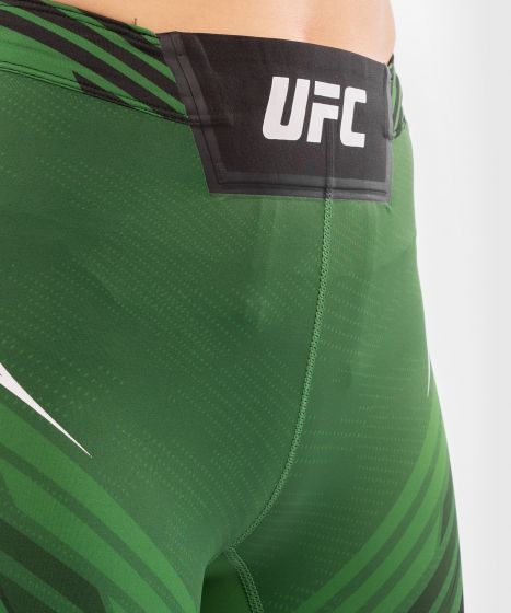 UFC｜ VENUM AUTHENTIC格斗之夜女士VALE TUDO紧身五分短裤 - 绿色