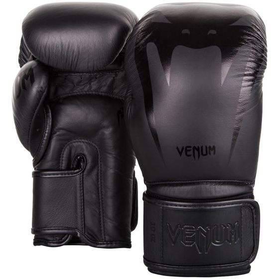 Venum Giant 3.0 拳击手套 - 头层牛皮 - 黑/黑