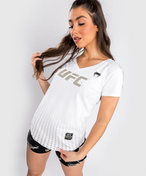 UFC |VENUM Authentic 格斗周 2.0 女士T恤  - 白色-
