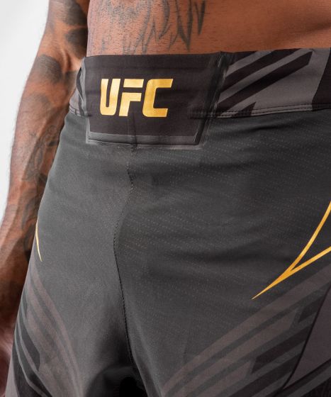 UFC VENUM AUTHENTIC格斗之夜男装短裤-合身剪裁 - 冠军