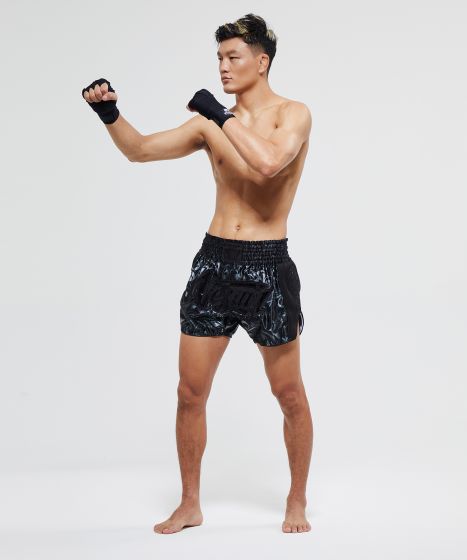 VENUM ABSOLUTE 2.0 泰拳短裤 - 黑/黑色