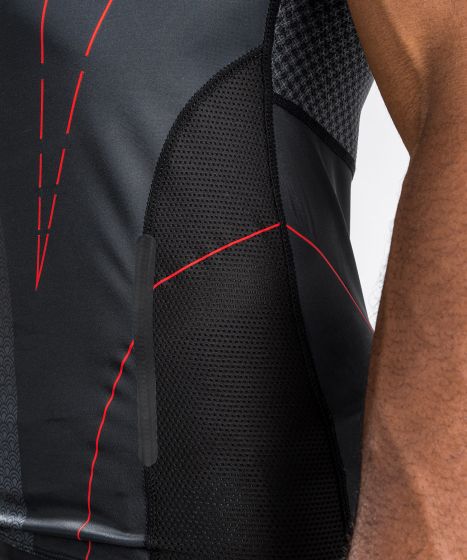 VENUM Okinawa 3.0 短袖紧身衣 - 黑/红色