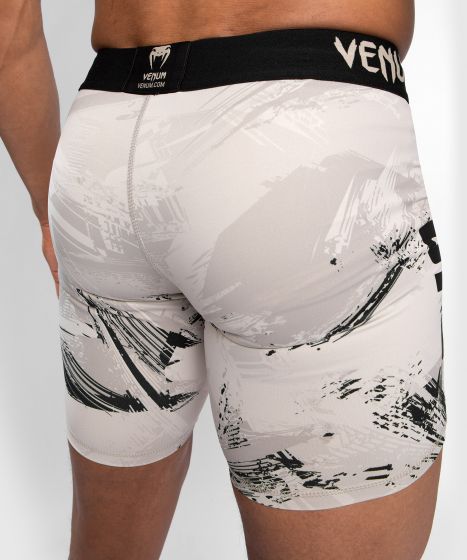 UFC |VENUM Authentic 格斗周 2.0 Vale Tudo 短裤 - 黑/沙色-