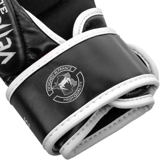 VENUM Challenger 3.0 MMA 手套 - 黑/白色