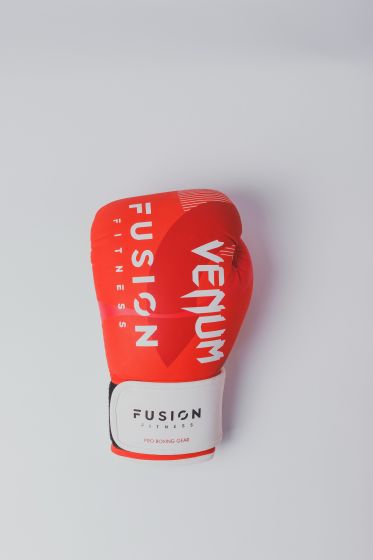 VENUM Fusion 联名 拳击手套 - 红/白色