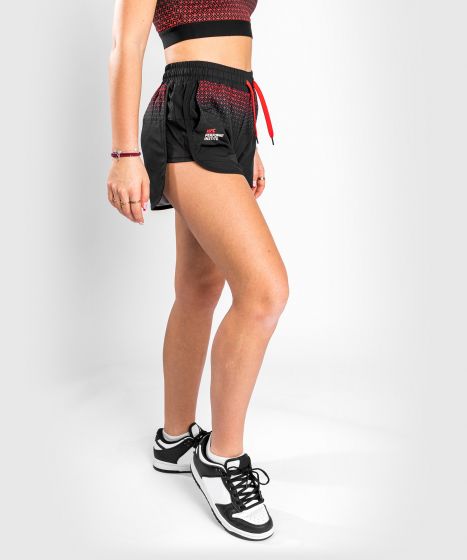 UFC |VENUM Performance Institute 女士运动短裤 - 黑/红色-