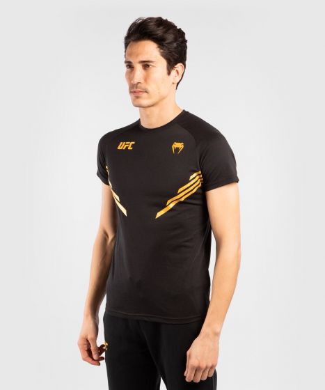 UFC| VENUM REPLICA 男子运动短袖 - 冠军色