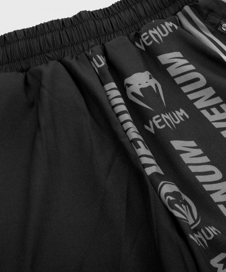 Venum Logos 训练短裤 - 黑/白