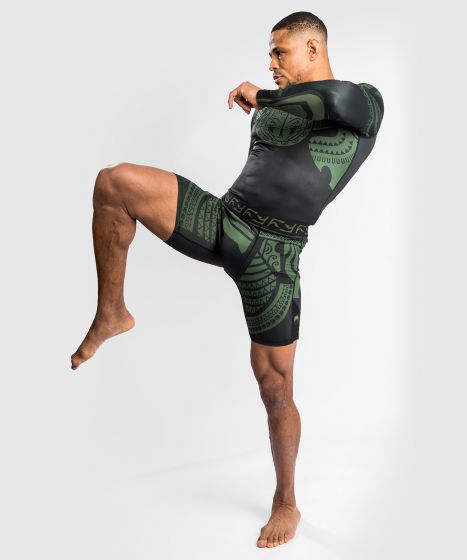 VENUM Nakahi Vale Tudo 短裤 - 黑/卡其色