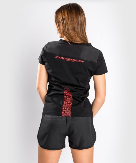 UFC |VENUM Performance Institute 女士T恤- 黑色-