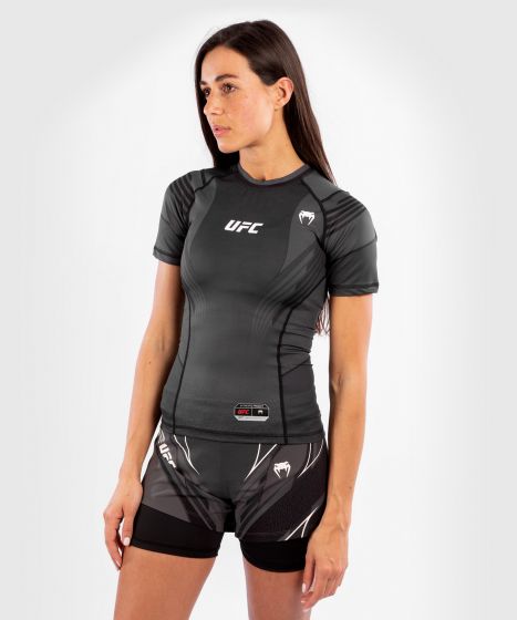 UFC｜ VENUM AUTHENTIC格斗之夜女士短袖紧身衣 - 黑色