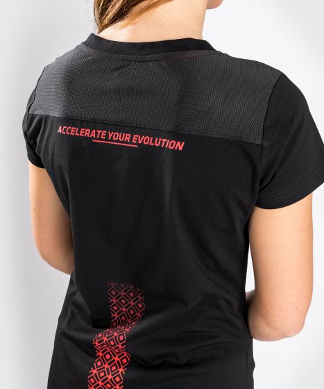 UFC |VENUM Performance Institute 女士T恤- 黑色-