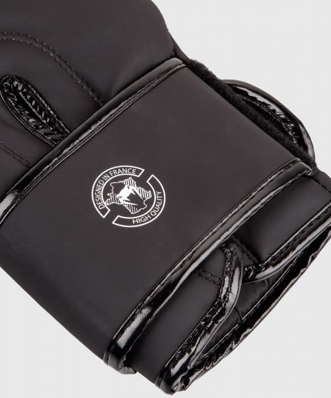 VENUM Contender 2.0 拳击手套 - 黑/灰/白色