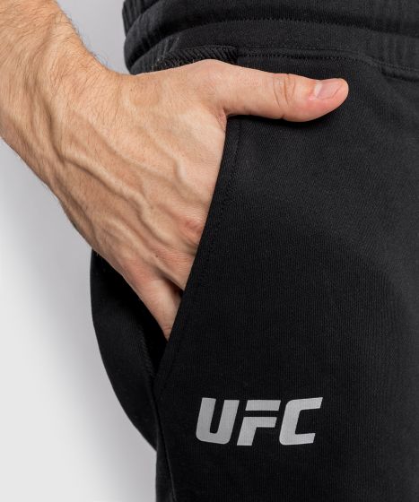 UFC |VENUM Authentic 格斗周 2.0 棉质短裤 - 黑/红色-
