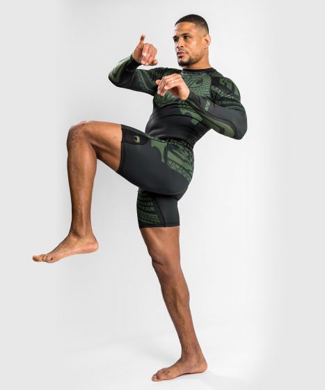 VENUM Nakahi Vale Tudo 短裤 - 黑/卡其色