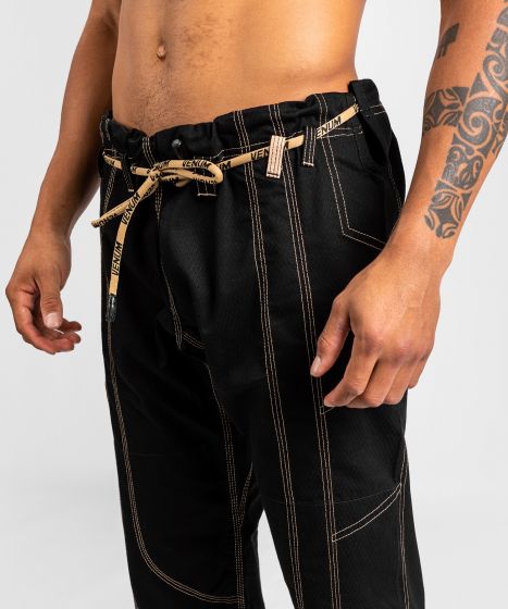 VENUM Elite 4.0 巴西柔术道服 - 黑色